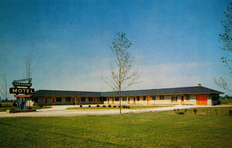 Greystone Motel - Old Postcard (newer photo)